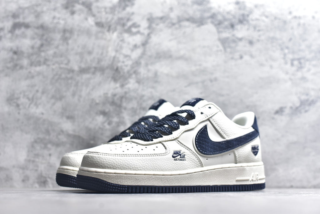Nike Air Force 1 Low '07 – Navy / White