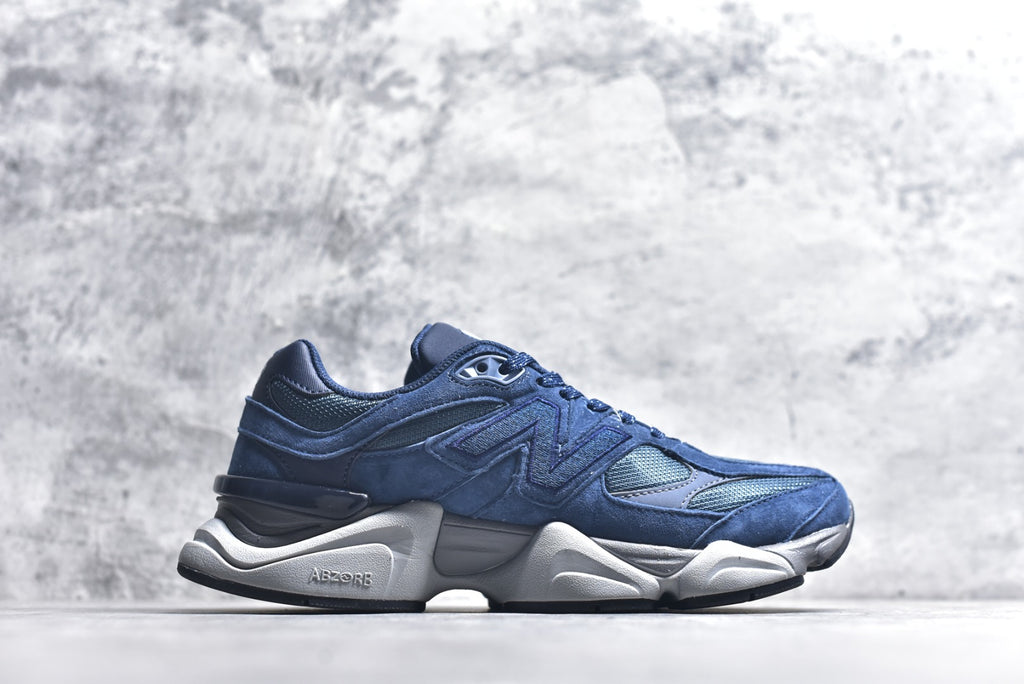 New Balance 9060 – Retro Casual Running Shoe