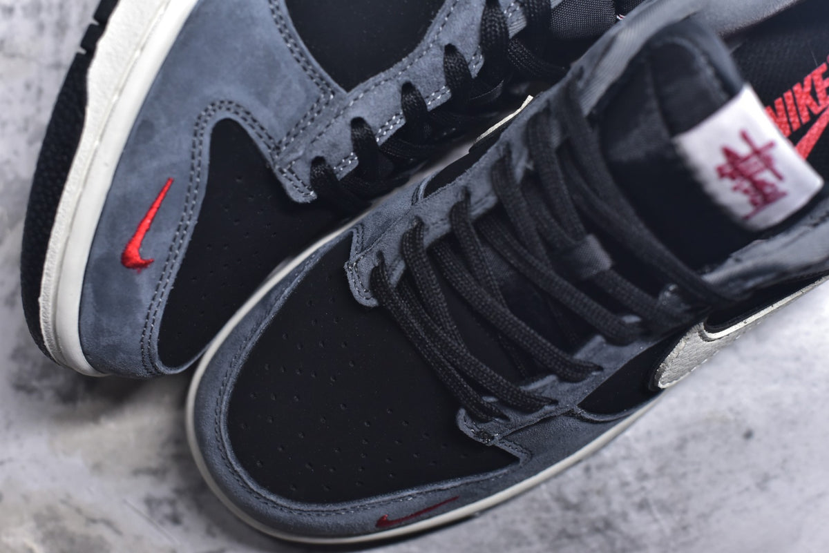Nike SB Dunk Low x Stüssy – Premium Custom Edition