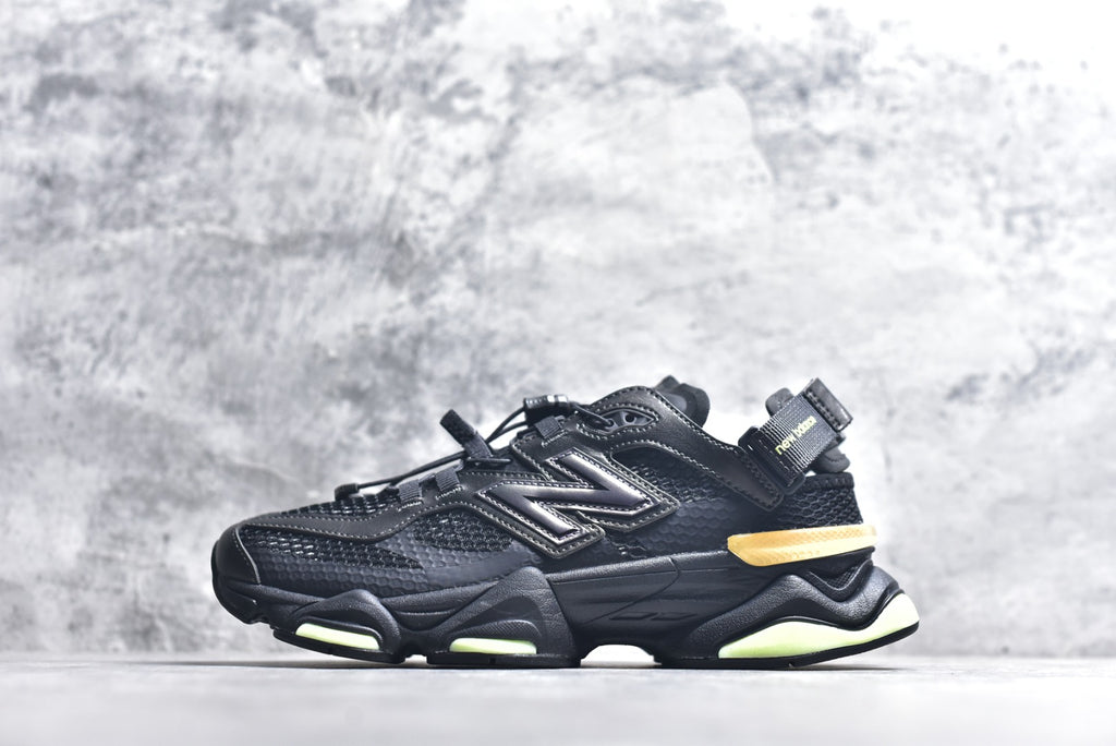 New Balance 9060 – Retro Casual Running Shoe
