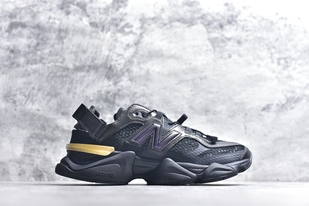 New Balance 9060 – Retro Casual Running Shoe