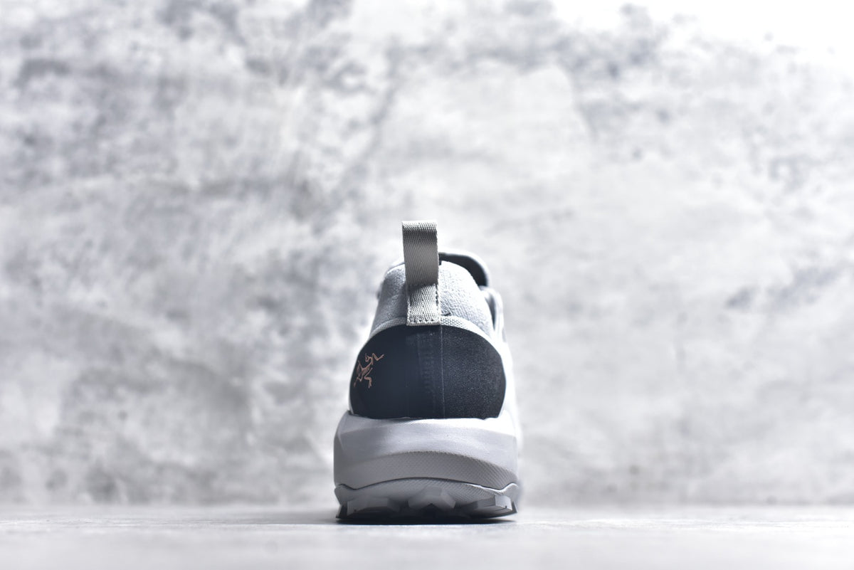 Arc’teryx Vertex Alpine GTX – Solitude / Graphite