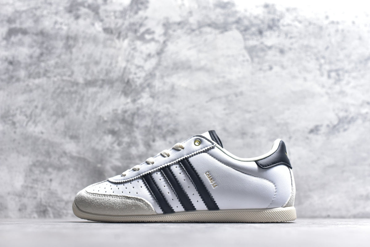 Adidas Originals Japan – Classic Low-Top Trainer
