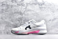 On THE ROGER Pro Fire – Low-Top Tennis Shoe