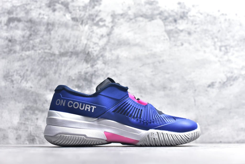 On THE ROGER Pro Fire – Low-Top Tennis Shoe