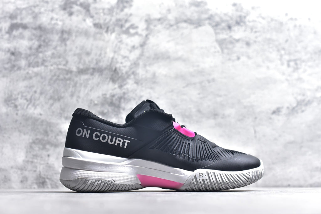 On THE ROGER Pro Fire – Low-Top Tennis Shoe