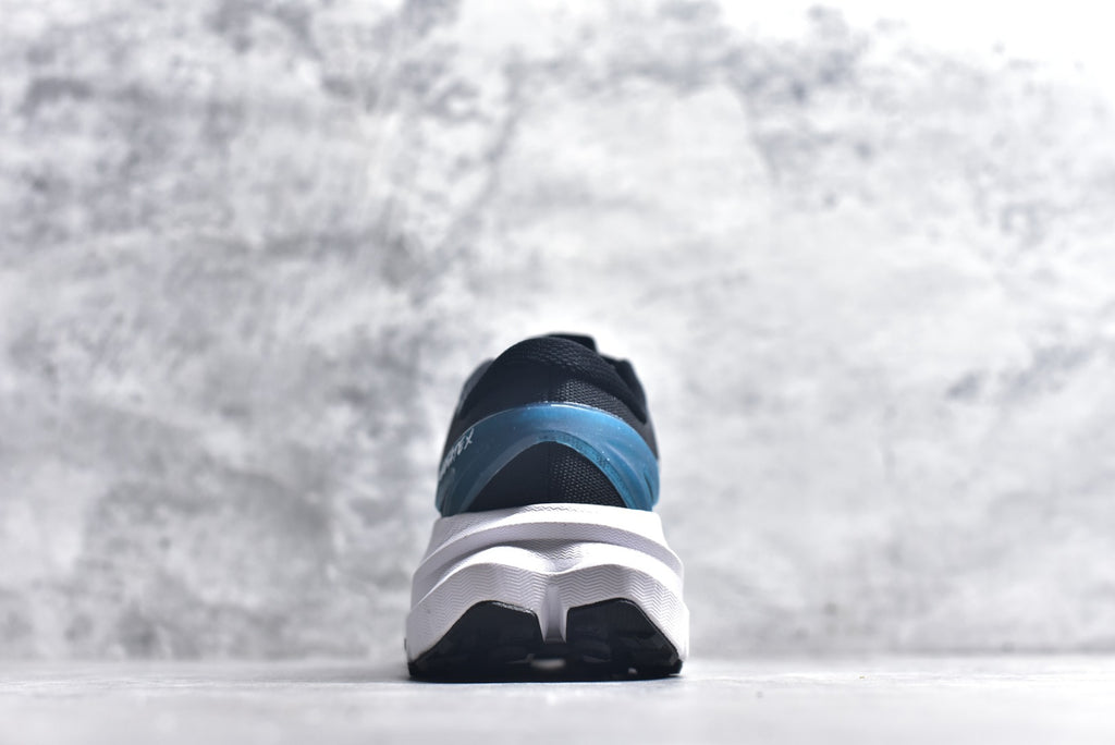 HOKA U MAFATE X – Low-Top Professional Trail Running Shoe