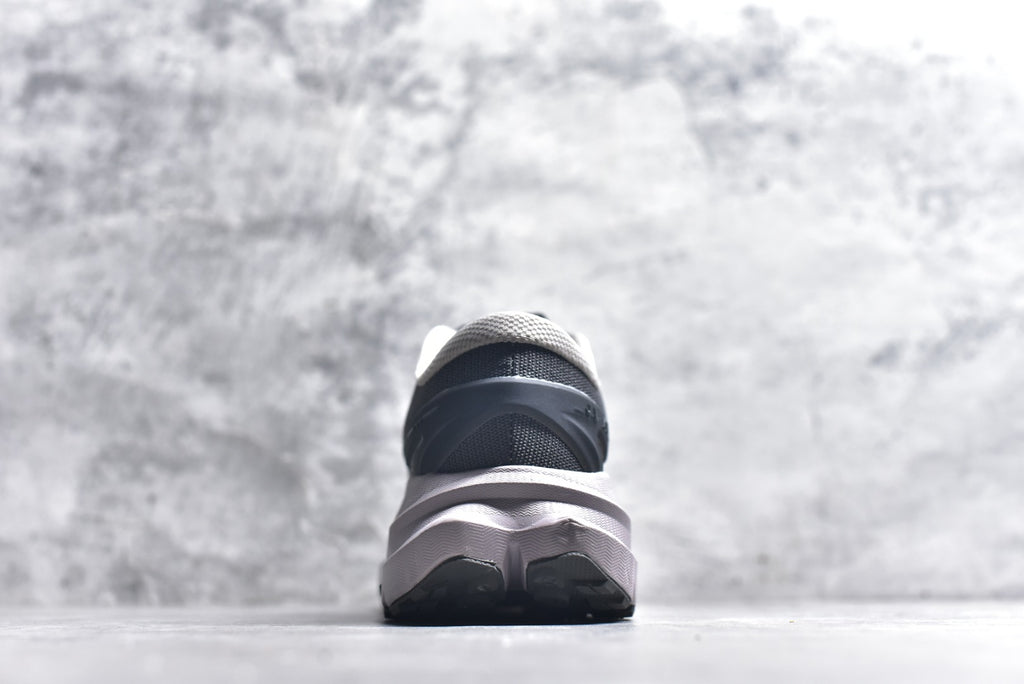 HOKA U MAFATE X – Low-Top Professional Trail Running Shoe