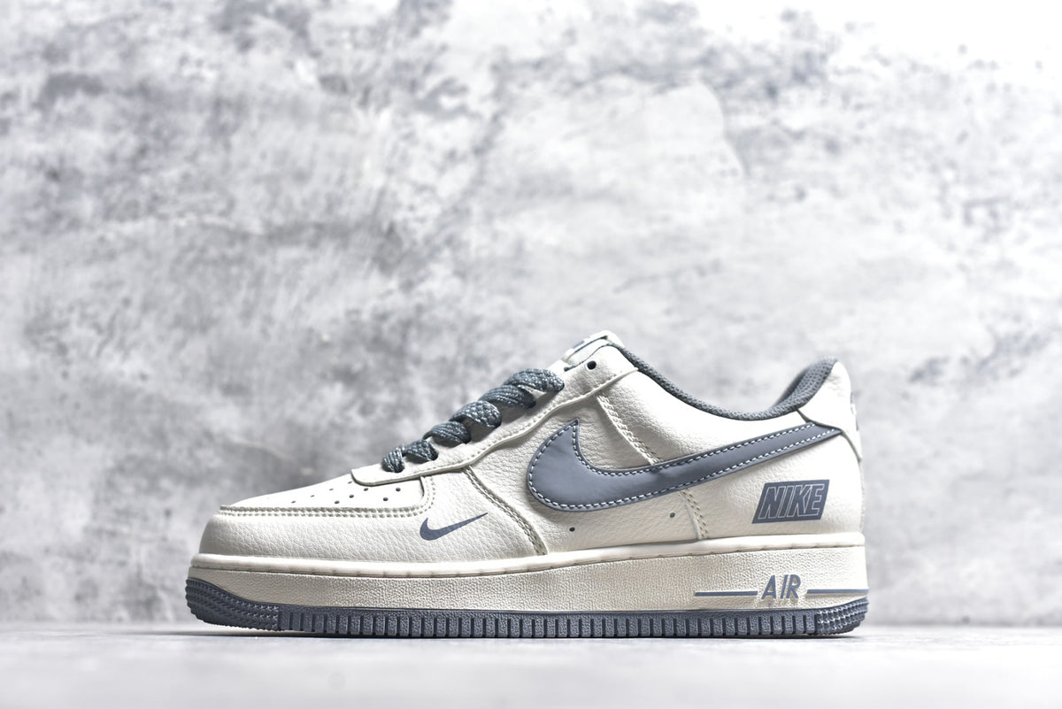 Nike Air Force 1 '07 Low Cream/Grey Swoosh Sneaker JP8028-074