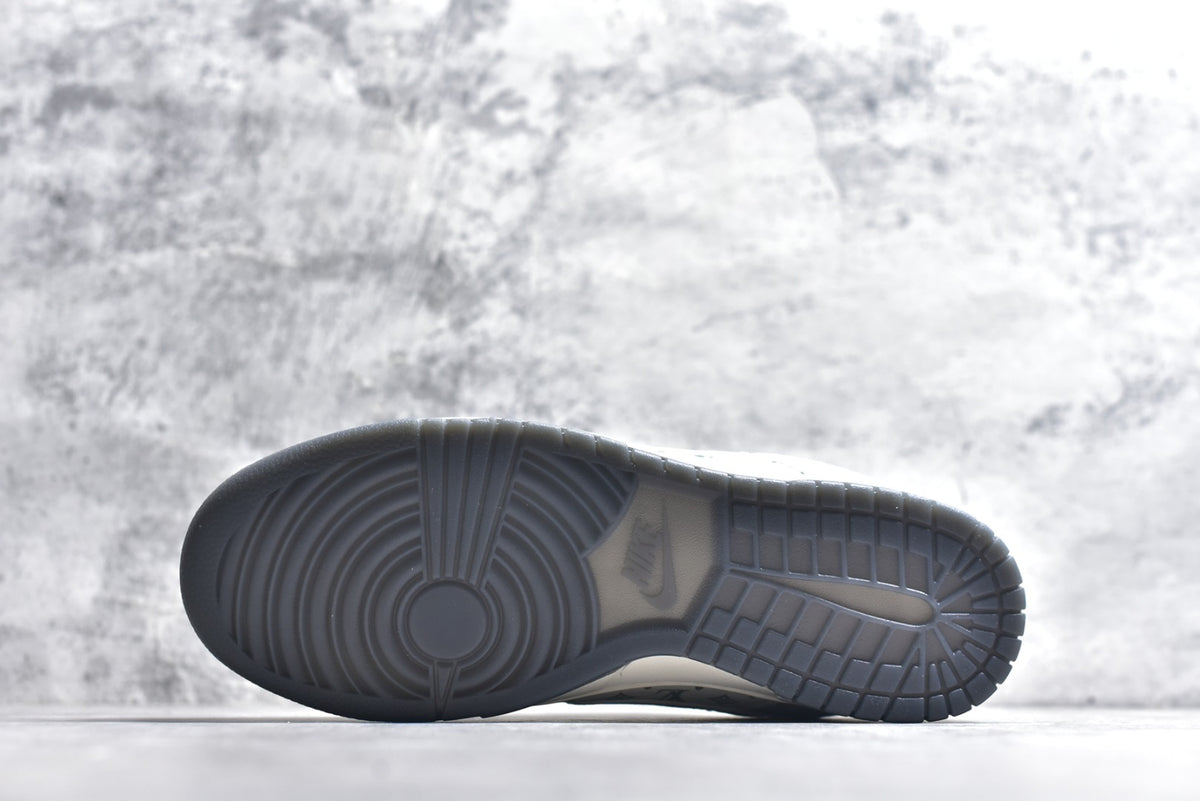 Nike SB Dunk Low Light Grey/Cream Monogram Print Sneaker XX3168-141