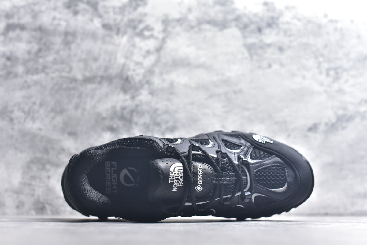 The North Face Hedgehog Low-Top Hiking Shoe NF0A8ADUKY4