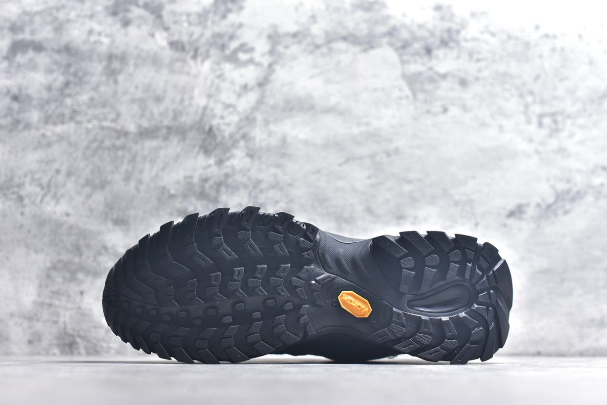 The North Face Hedgehog Low-Top Hiking Shoe NF0A8ADUKY4