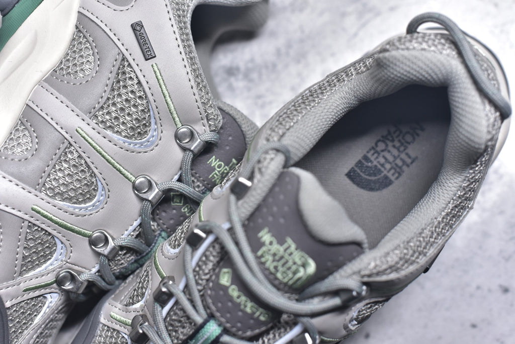 The North Face Hedgehog Low-Top Hiking Shoe NF0A8ADU-7E8