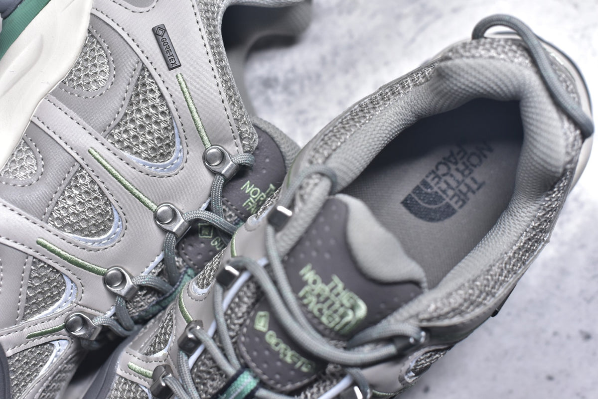 The North Face Hedgehog Low-Top Hiking Shoe NF0A8ADU-7E8
