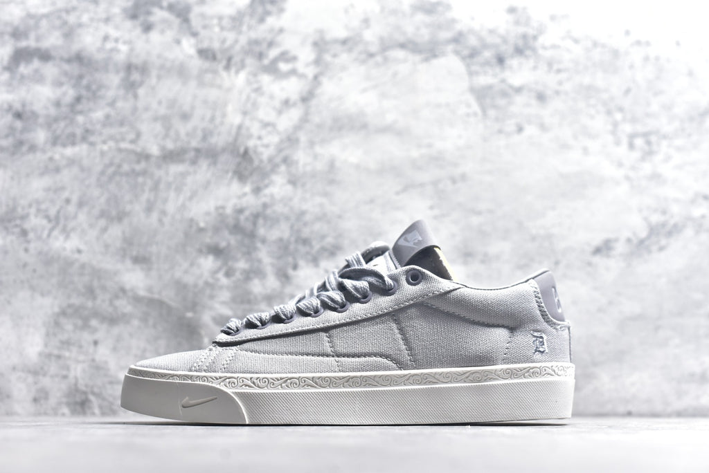 Devin Booker x Nike Blazer Low Detroit Tigers Low-Top Sneaker HQ2054-001