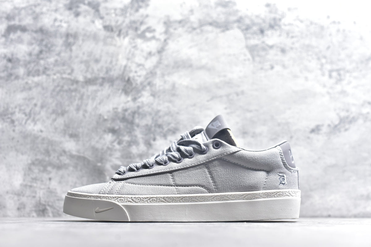 Devin Booker x Nike Blazer Low Detroit Tigers Low-Top Sneaker HQ2054-001