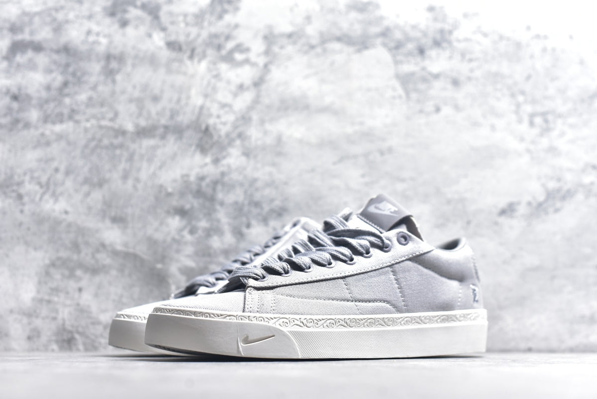 Devin Booker x Nike Blazer Low Detroit Tigers Low-Top Sneaker HQ2054-001
