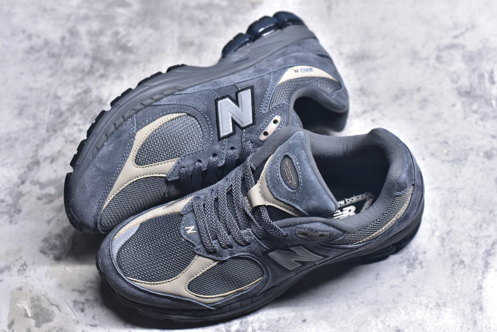 New Balance 2002R Retro Lifestyle Sneaker M2002RTC