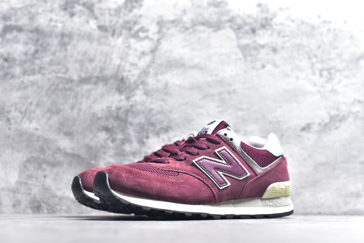 New Balance 574 Retro Low-Top Running Sneaker ML574BCA