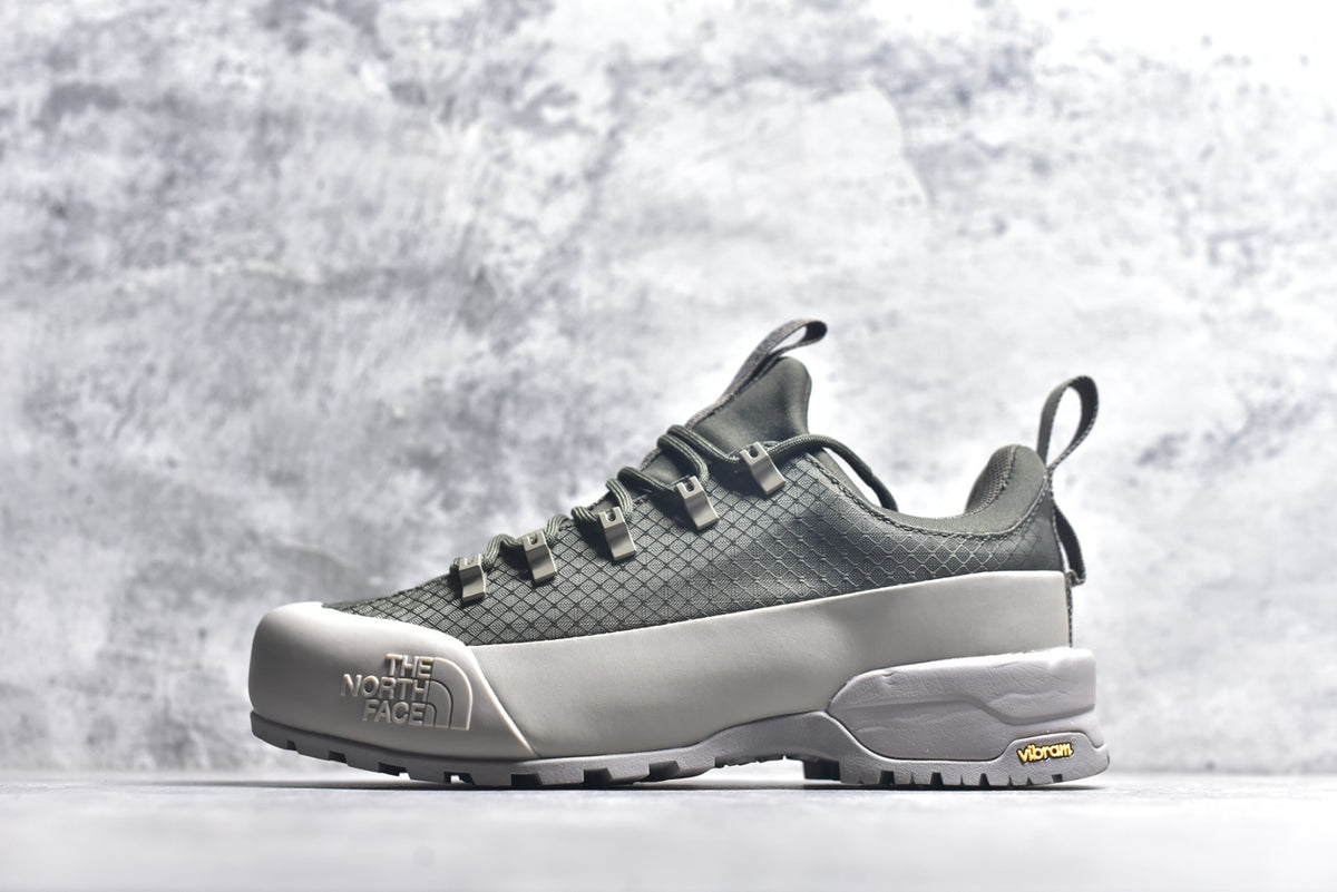The North Face Chilkat V Cognito WP Low-Top Waterproof Outdoor Shoe NS93Q75K-8OR