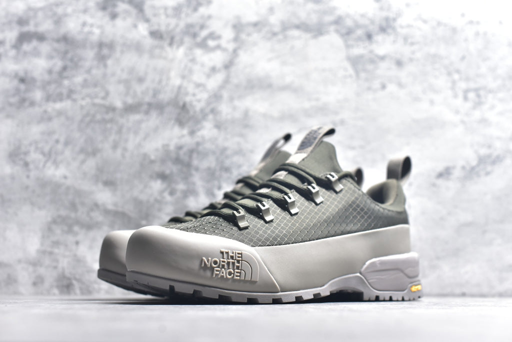 The North Face Chilkat V Cognito WP Low-Top Waterproof Outdoor Shoe NS93Q75K-8OR