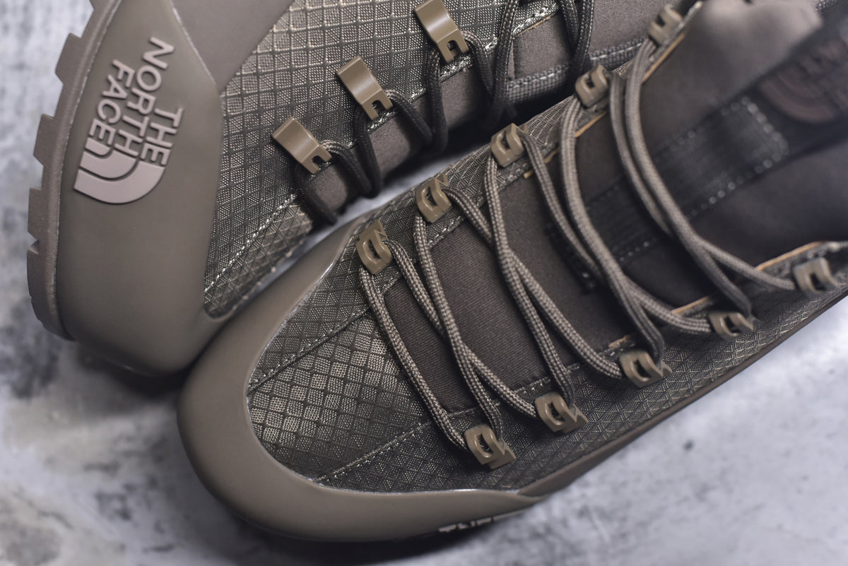 The North Face Chilkat V Cognito WP Low-Top Waterproof Outdoor Shoe NF0A817BC89