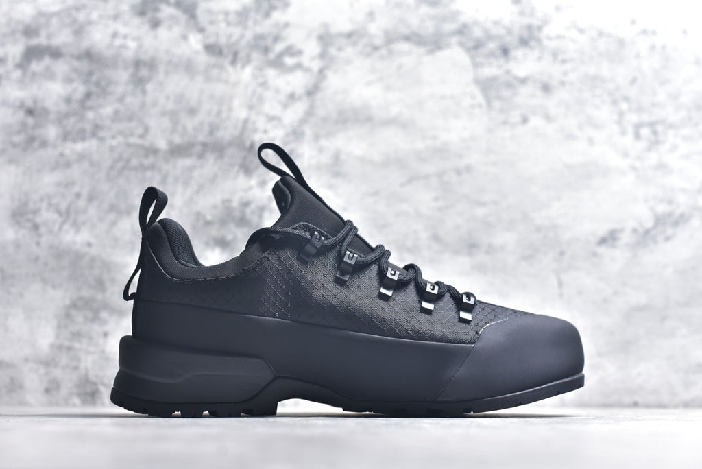 The North Face Chilkat V Cognito WP Low-Top Waterproof Outdoor Shoe NF0A817BKX7-085
