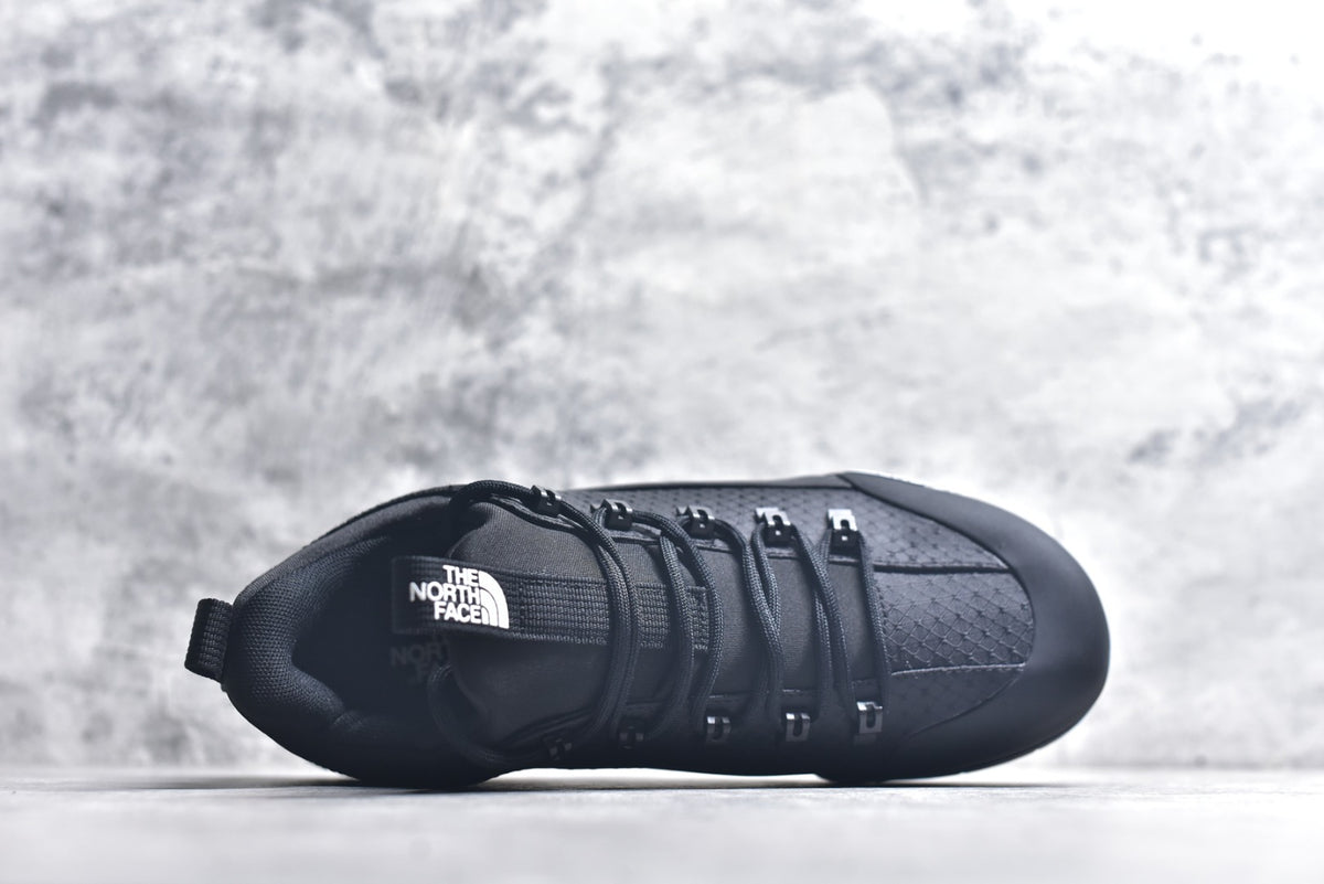The North Face Chilkat V Cognito WP Low-Top Waterproof Outdoor Shoe NF0A817BKX7-085