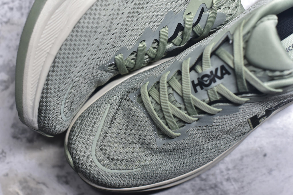 Hoka One One Rincon 4 Low-Top Running Shoe 1155130-FLY