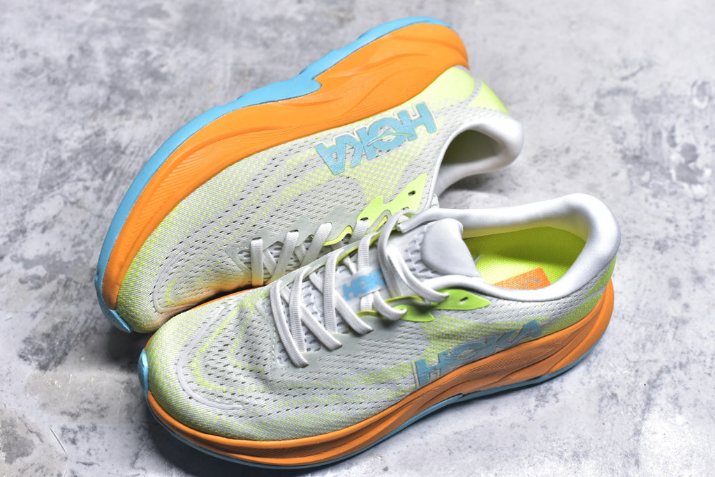 Hoka One One Rincon 4 Low-Top Running Shoe 1155130-FTL