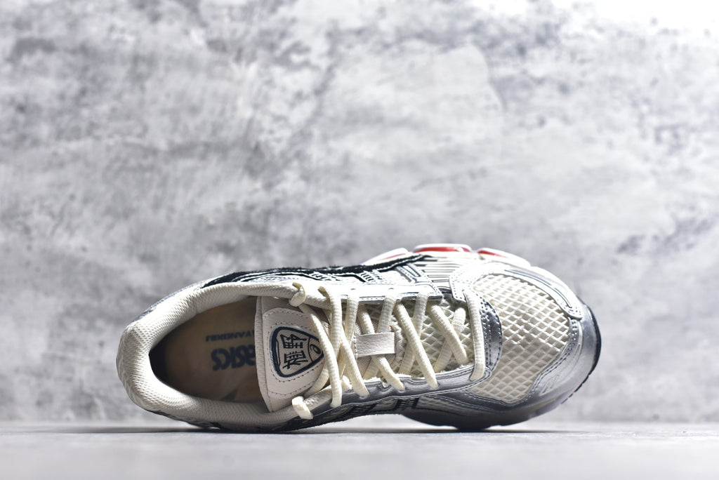 Asics Gel-Nimbus 12.1 | Retro Breathable Cushioned Running Shoe – White (1203B103-100)