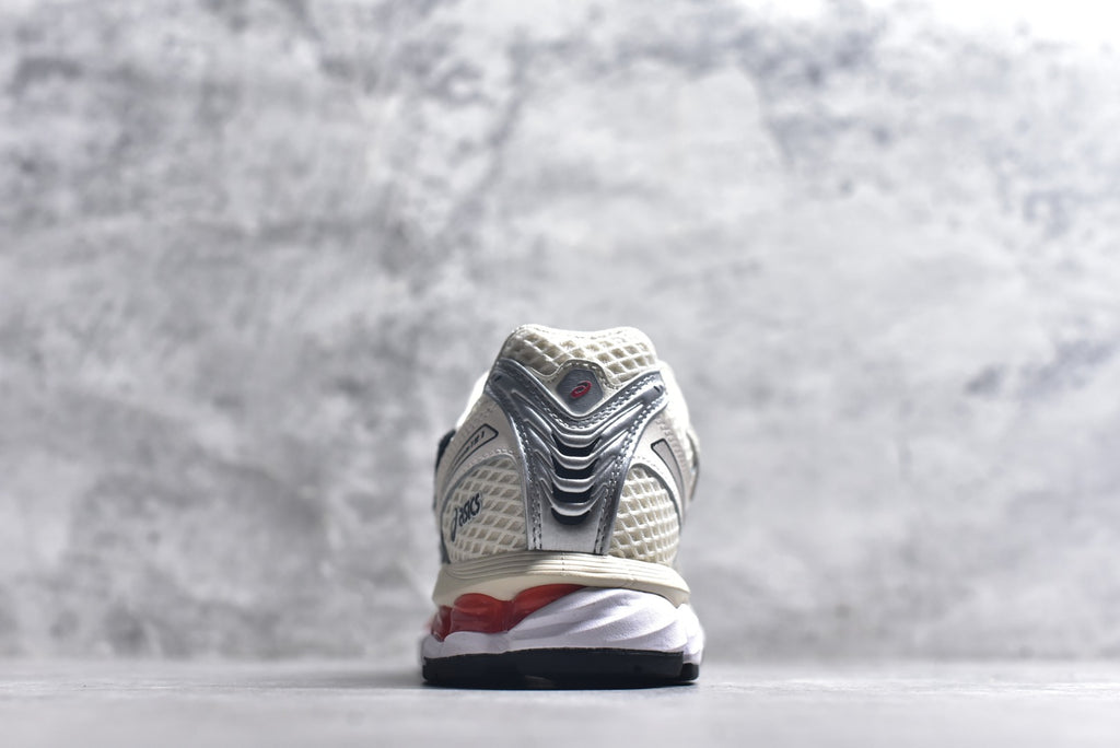 Asics Gel-Nimbus 12.1 | Retro Breathable Cushioned Running Shoe – White (1203B103-100)