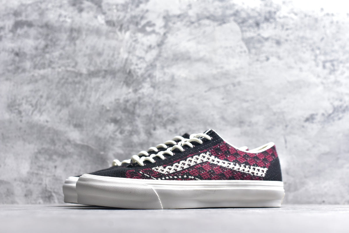 Vans Old Skool 165V | Classic Low-Top Vulcanized Canvas Skate Shoe (VN000EFKBRD)