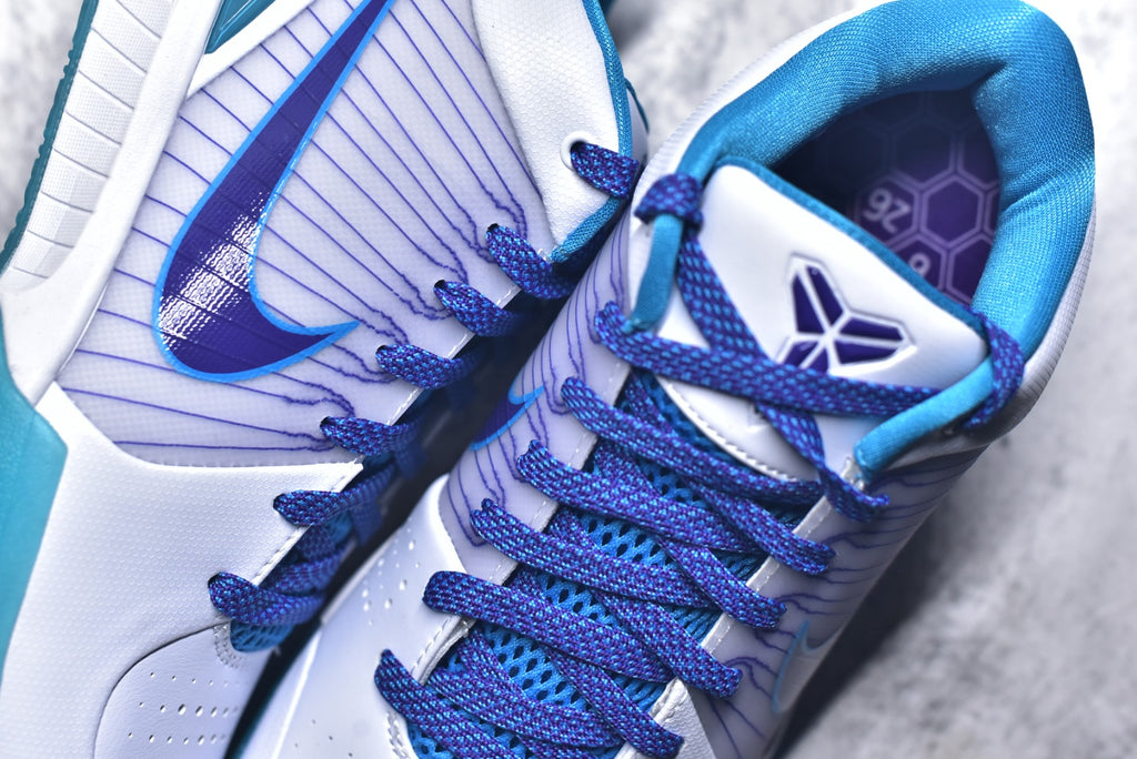 Nike Zoom Kobe 4 | Low-Top Performance Basketball Shoe – White (AV6339-100)