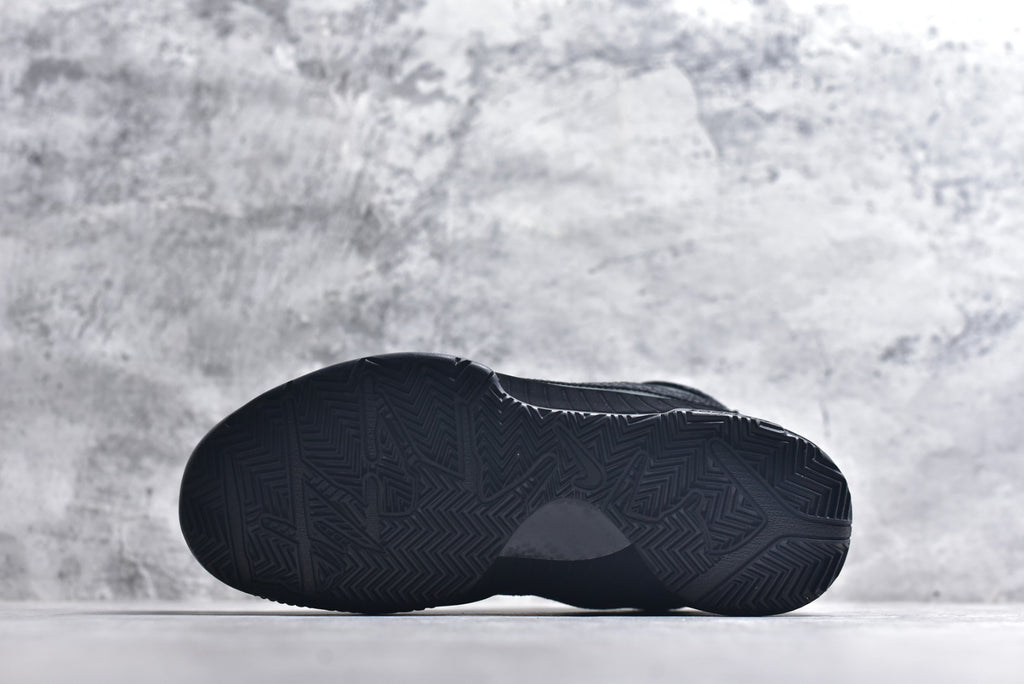 Nike Zoom Kobe 4 | Low-Top Performance Basketball Shoe – Black (FQ3544-001)