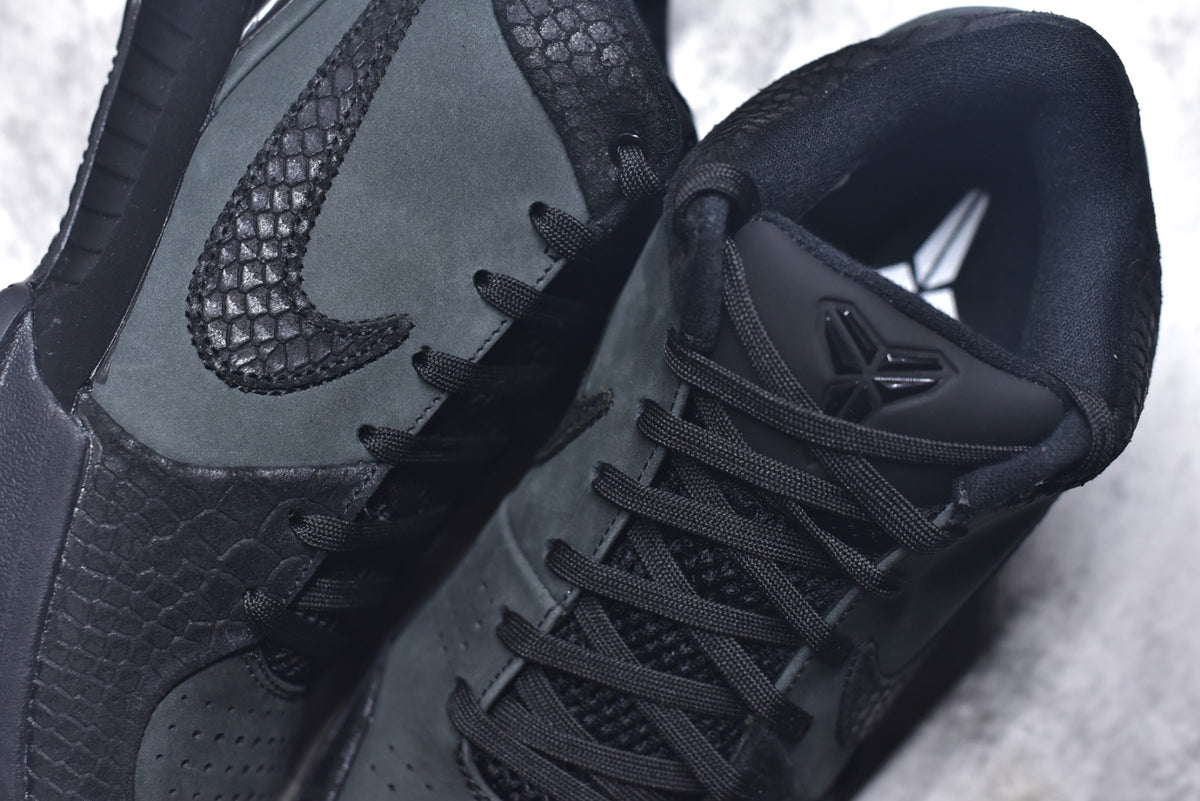 Nike Zoom Kobe 4 | Low-Top Performance Basketball Shoe – Black (FQ3544-001)
