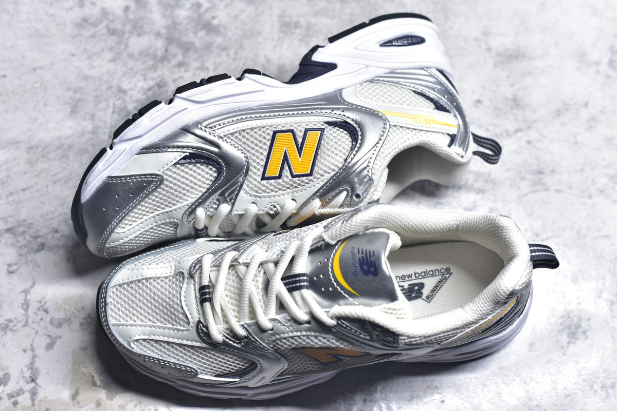 New Balance 530 | Retro Casual Running Shoe (MR530153)