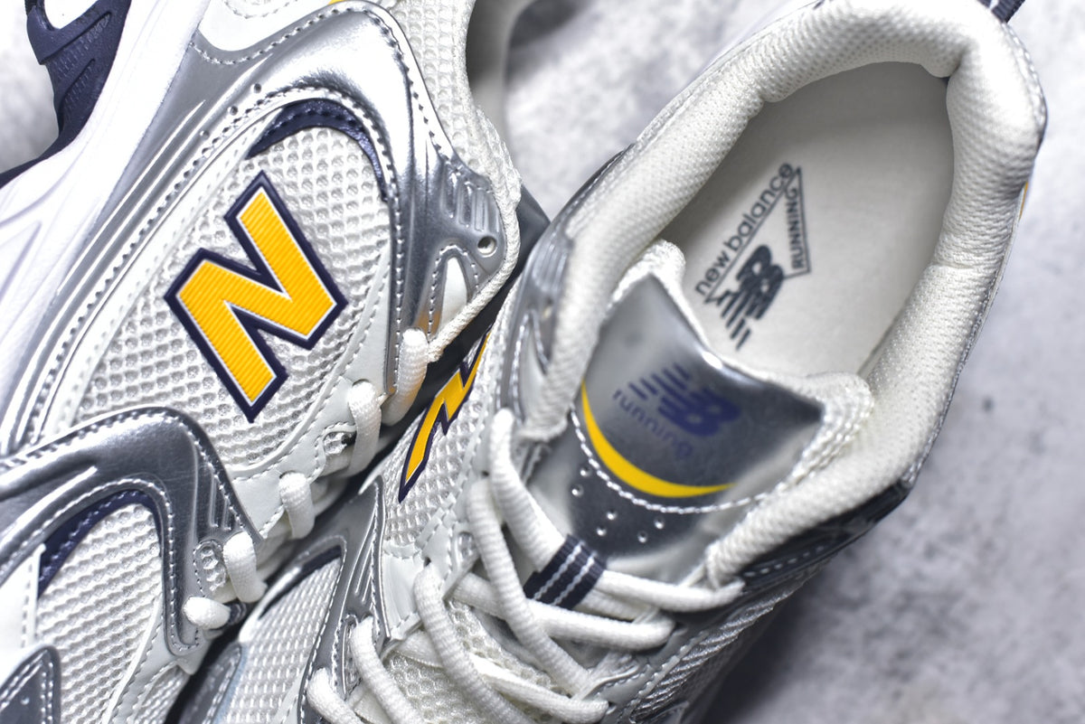 New Balance 530 | Retro Casual Running Shoe (MR530153)