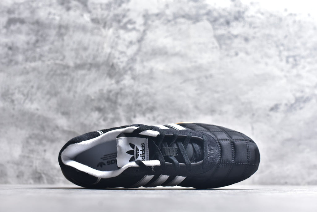 Adidas Originals Adiracer Lo | Retro Casual Running Shoe – Non-Slip (JQ5757)