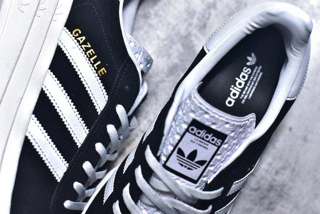 Adidas Originals Samba OG | Retro Classic Lightweight Low-Top Skate Shoe (HQ6912)