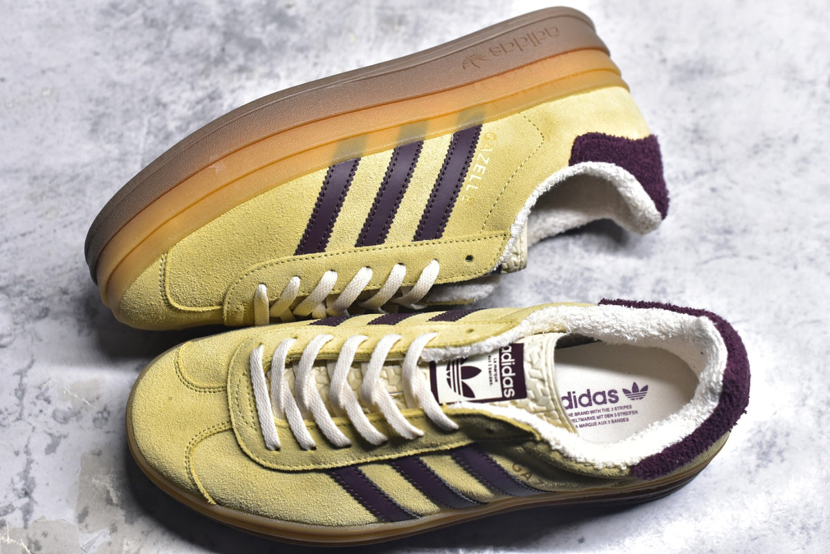 Adidas Originals Samba OG | Retro Classic Lightweight Low-Top Skate Shoe (IF5937)