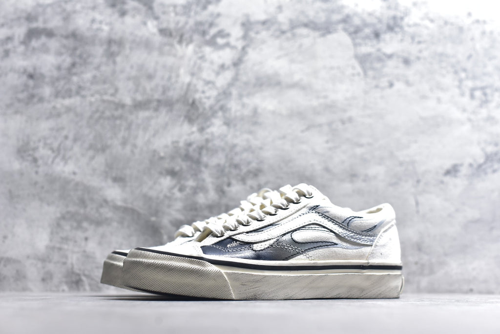 Vans Old Skool | Flame Series Low-Top Casual Skate Shoe (VN000D9RCCZ1)