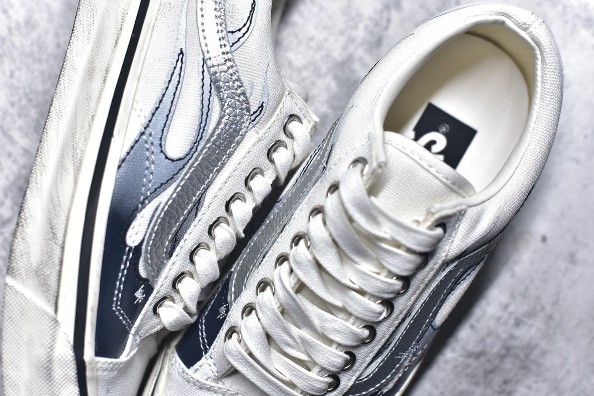 Vans Old Skool | Flame Series Low-Top Casual Skate Shoe (VN000D9RCCZ1)