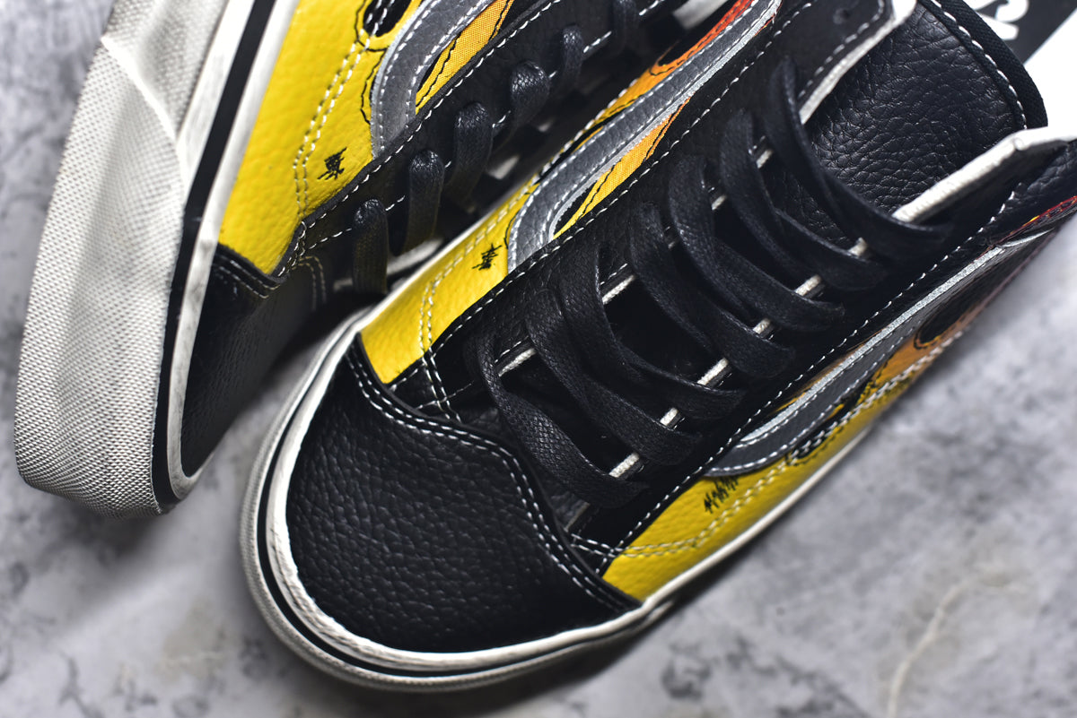 Vans Old Skool | Flame Series Low-Top Casual Skate Shoe (VN000D9RCJK)