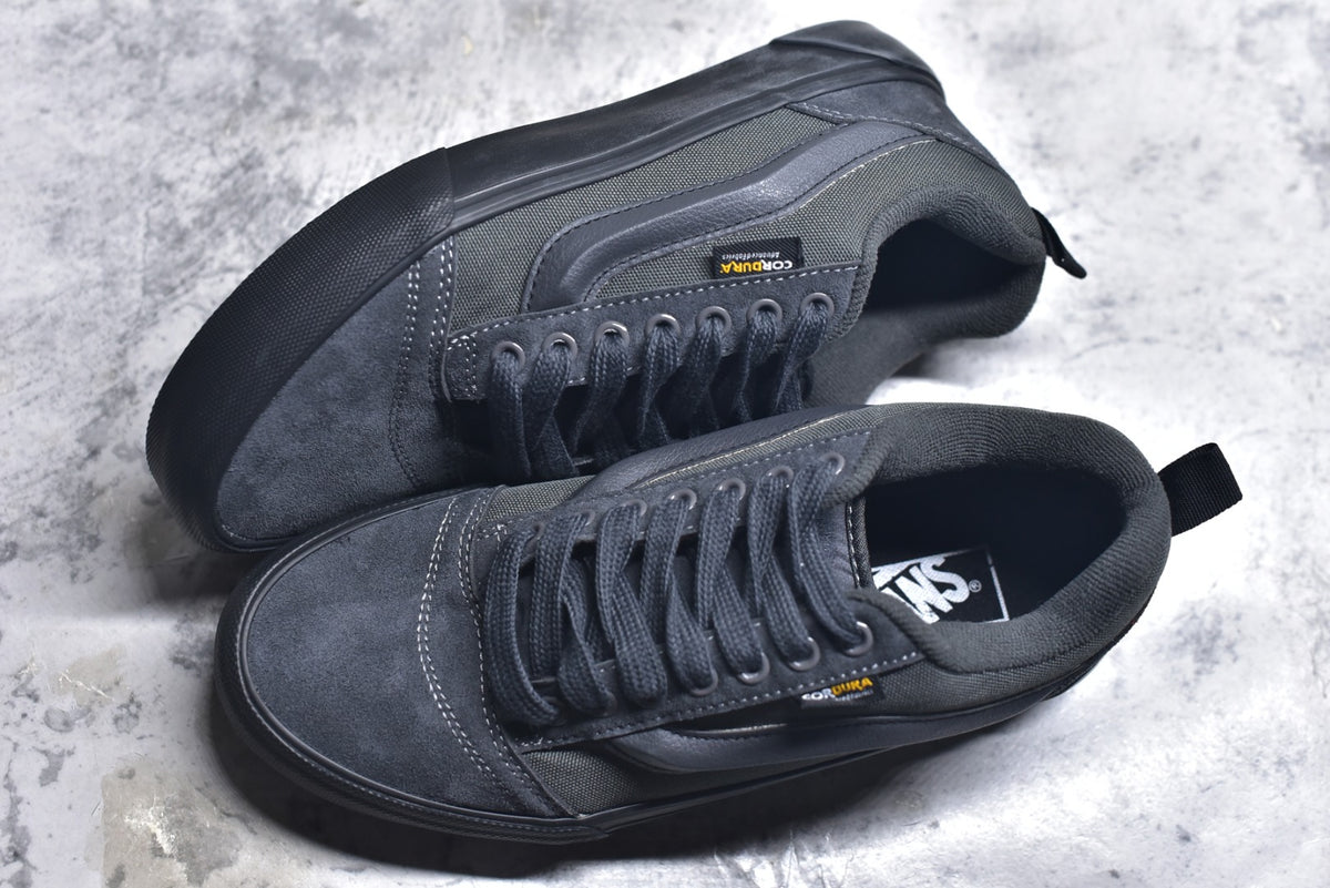 Vans Knu Skool Cordura | Low-Top Skate Shoe – Black/Grey (VN000EE6O79)