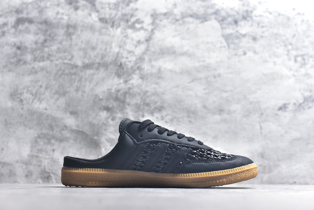Adidas Originals Samba OG Mule | Retro Classic Lightweight Slip-On Shoe (KH7720)