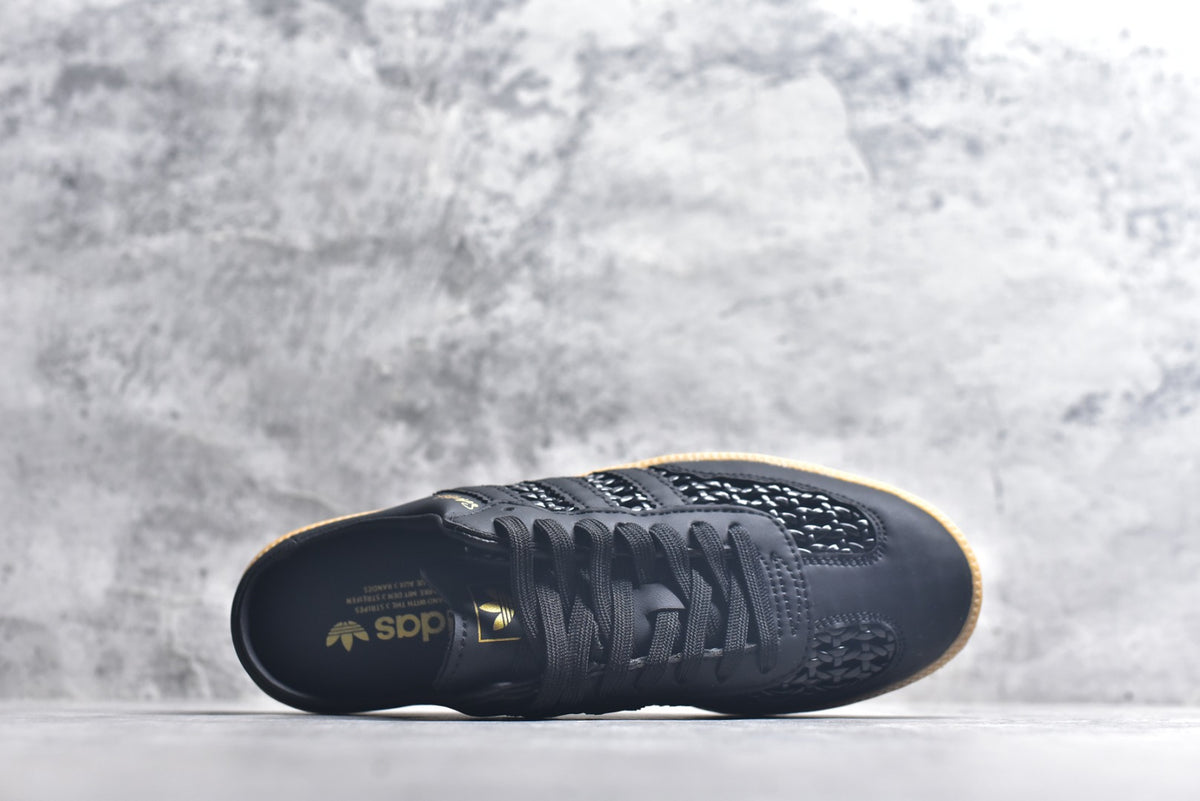 Adidas Originals Samba OG Mule | Retro Classic Lightweight Slip-On Shoe (KH7720)