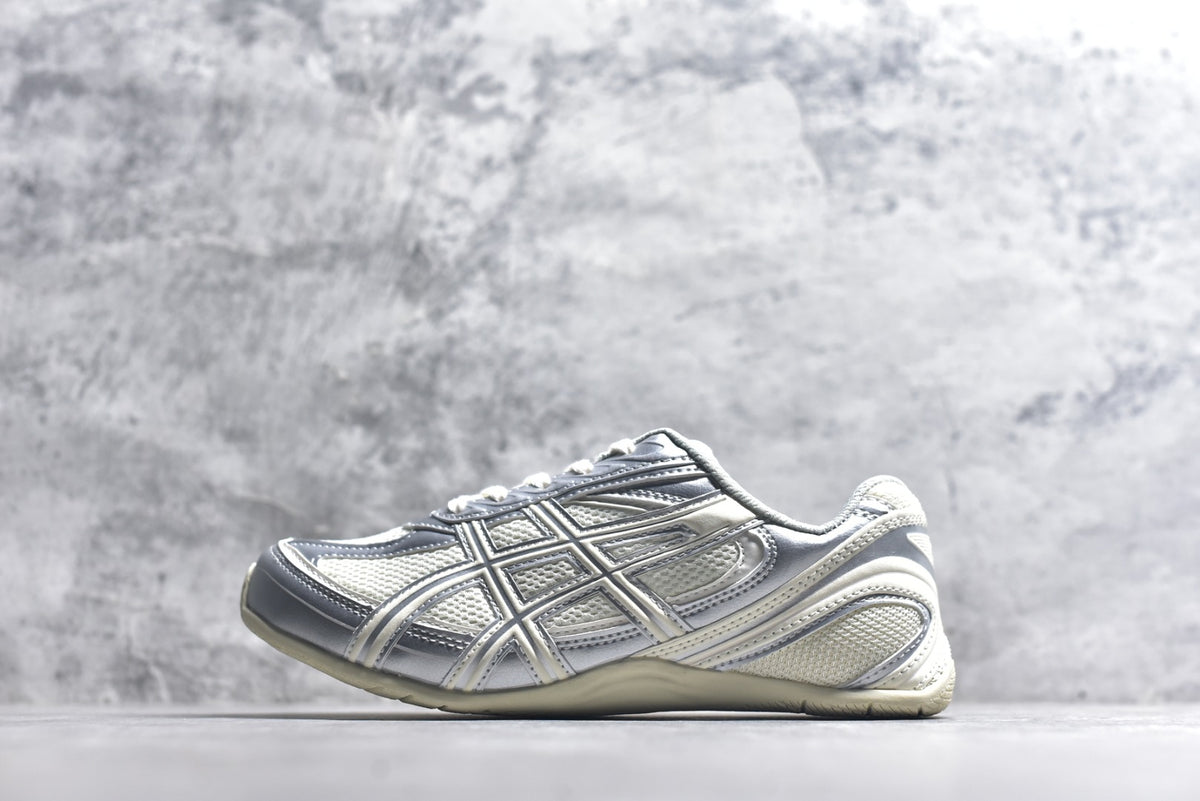 ASICS GEL-PHAI Z Retro Running-Inspired Casual Sneaker – Unisex | Style No. 1203B126-100
