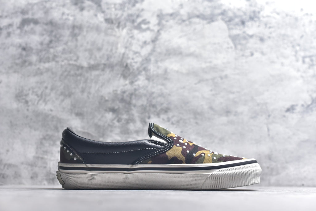 Vans Vault OG Old Skool LX Low-Top Canvas Sneaker – Unisex | Style No. VN000D9PCAK