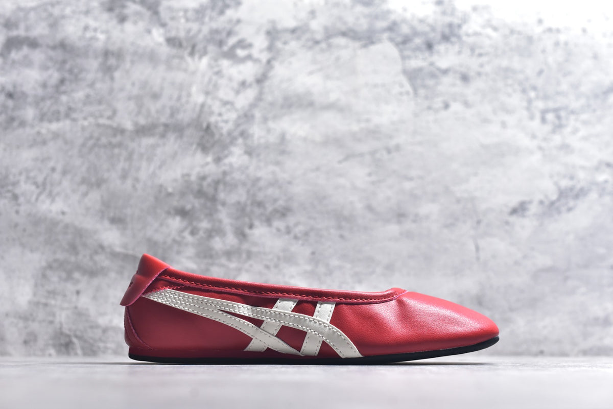 Onitsuka Tiger GYMNARINA Women's Red Mary Jane Shoes